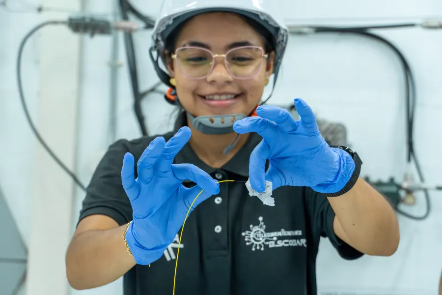 Instalación y Reparación de Red de Fibra Óptica
